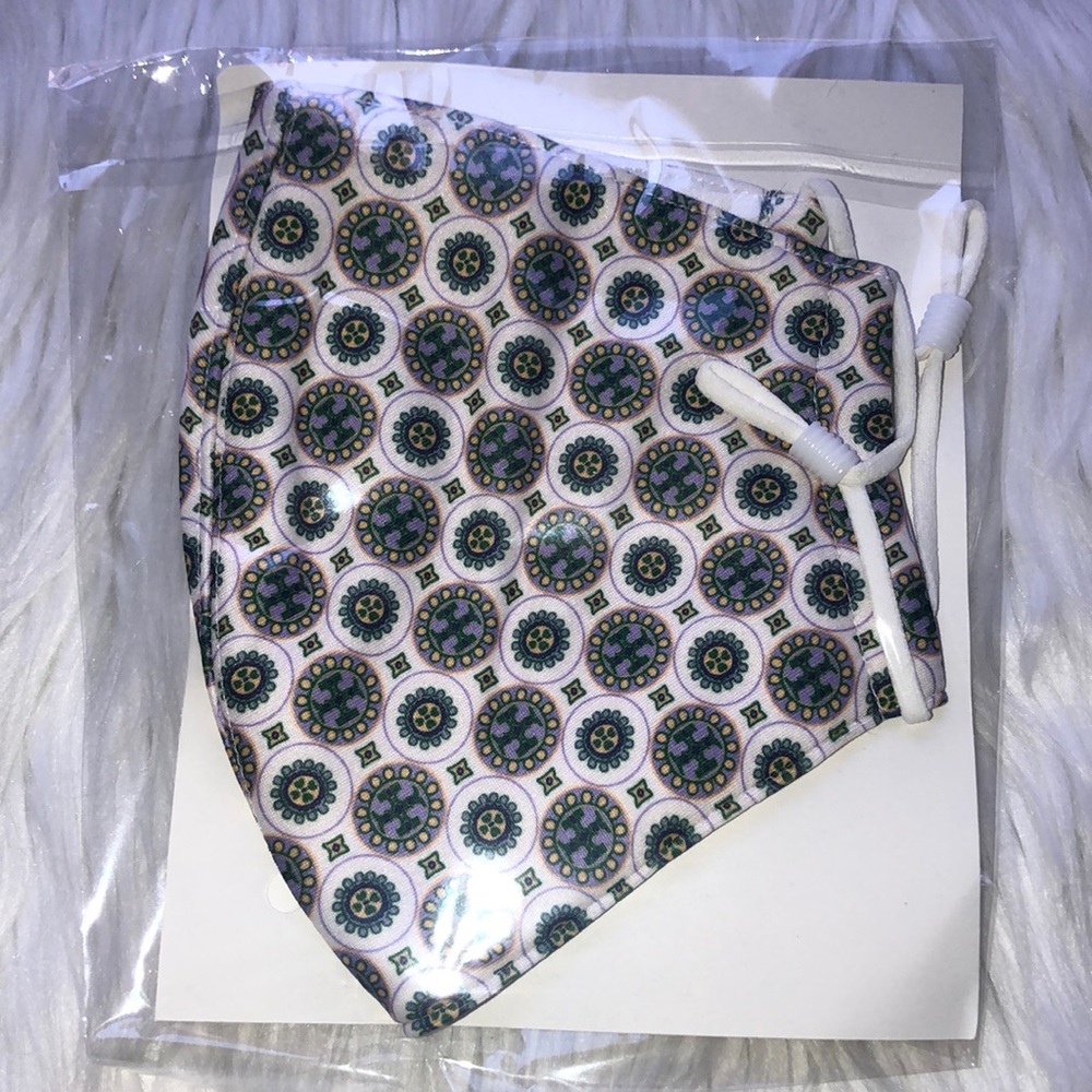 TORY BURCH Face mask NWT